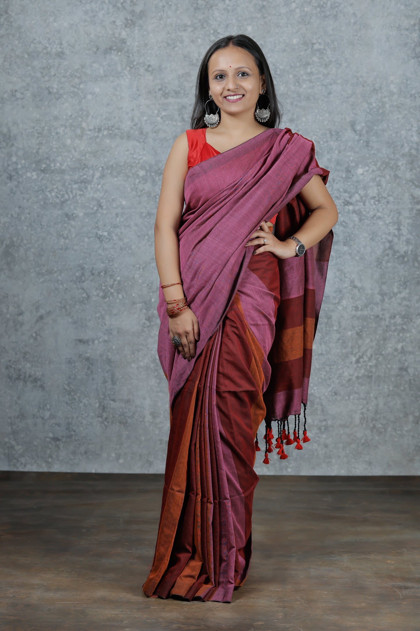 Rudrani – Red Maheshwari Silk Saree with Golden Border